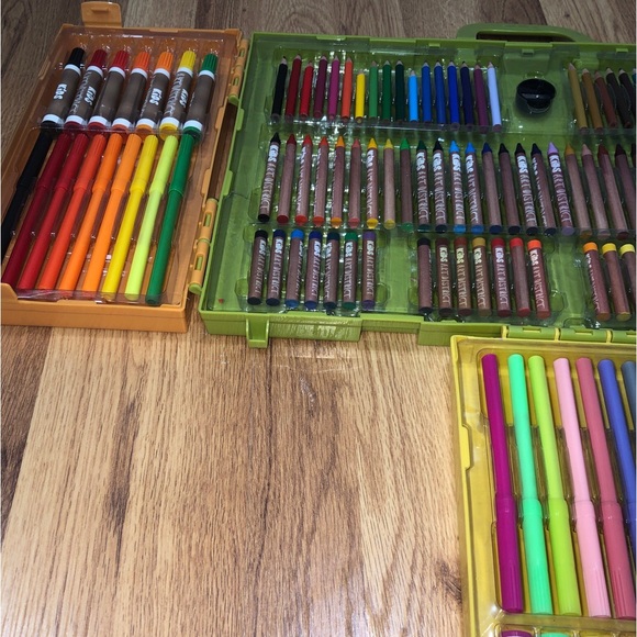 Coloring Art Set 🎨 - Picture 2 of 8